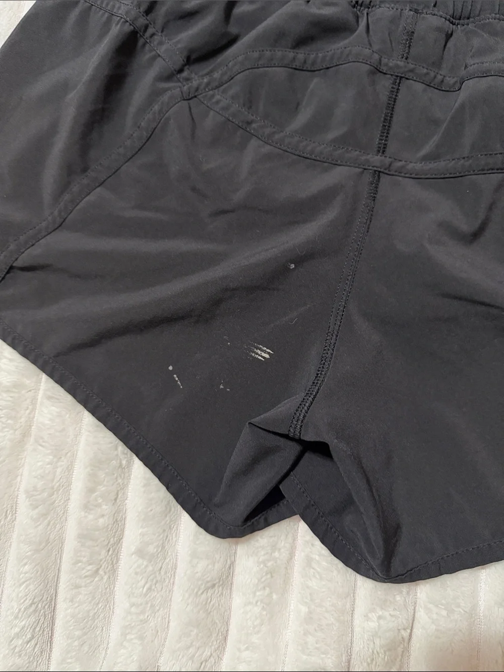 lululemon athletica has white
